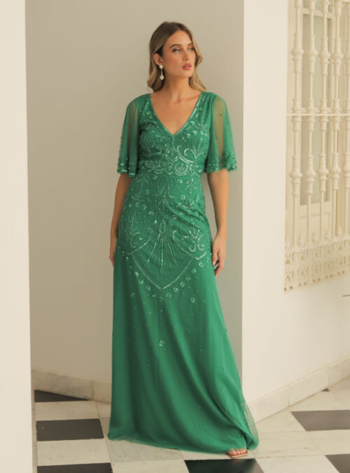 Vestido pedrería verde esmeralda con mangas campana